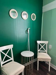 Cosy 3-Bedroom Downtown Walk to Convention Center - 7