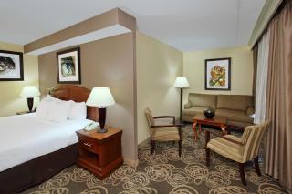 DoubleTree by Hilton Mahwah - 1