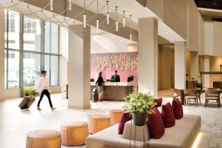 Embassy Suites by Hilton Phoenix Downtown North - Phoenix - 4