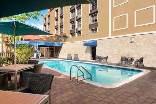 Hampton Inn & Suites Fort Lauderdale Airport - Hollywood - 5