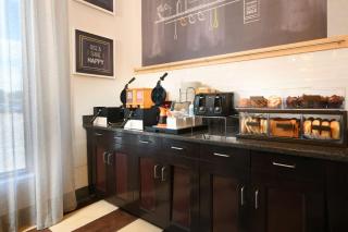 Hampton Inn & Suites Houston-Medical Center-NRG Park - Houston - 2