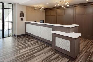 Homewood Suites By Hilton Ronkonkoma - Ronkonkoma - 7