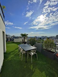Appartement d'exception Paris 20ème, terrasse de 45m2, vue sur la Tour Eiffel - París - 9