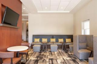 Hampton Inn Portland Downtown Waterfront - Portland - 9