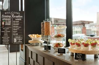 Embassy Suites by Hilton Atlanta NE Gwinnett Sugarloaf - 1