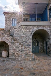 ENGLEZENA'S GUESTHOUSE - Leonidio - 1