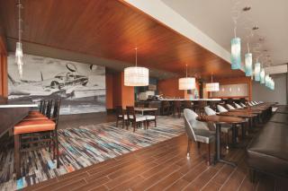 Embassy Suites by Hilton Knoxville West - Knoxville - 2