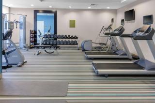 Home2 Suites by Hilton Fayetteville Fort Bragg - Fayetteville - 2