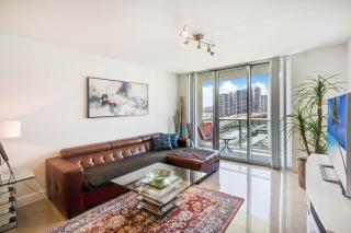 ⌘Family Beach Home w Amazing Water Views - Upgraded Unit ⌘ - Miami Beach - 2