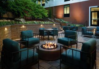 Hilton Garden Inn Atlanta-Buckhead - Atlanta - 9