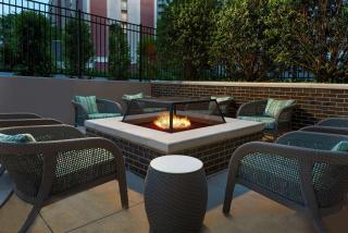 Hampton Inn & Suites Atlanta Buckhead Place - Atlanta - 8