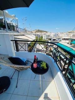 2 BD Top Floor Aprt with Acropolis view - Atene - 3