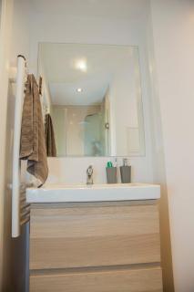 Central Sofia 3-bedroom apartment - Urban Art gallery - Free Parking! - Sofia - 2