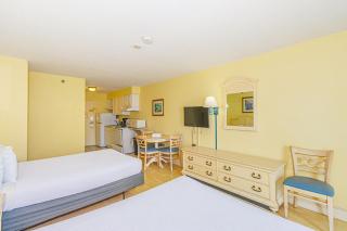Ocean View Double Queen Suite! Perfect for 4 Guests! Sea Mist 50910 - Myrtle Beach - 3