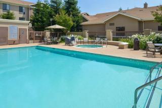 Homewood Suites by Hilton Fresno - Fresno - 1