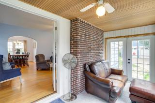 Charming South Bend Retreat about 1 Mi to Notre Dame! - South Bend - 4
