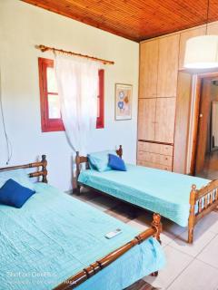 Katakolo beach house near Olympia sleeps 6 - Katakolon - 5