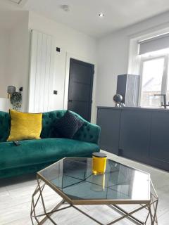 Farsley Studio - Farsley - 7