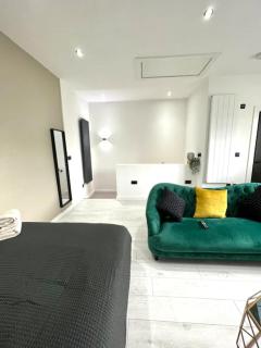 Farsley Studio - Farsley - 4