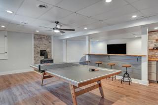 151Escape - 5-Star Group Fun! Game Room/Bar/Deck/4kTVs - 6