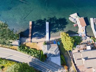 Paddle Boards Private Dock Sleeps 9 - 3