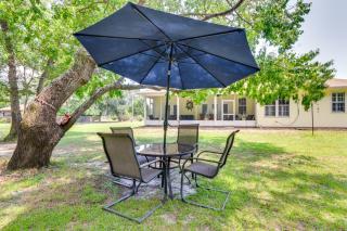 4 Mi to Beach Navarre Retreat with Screened Porch! - Navarre - 9