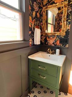 The Residence-beautiful home in the heart of downtown - Nevada City - 4