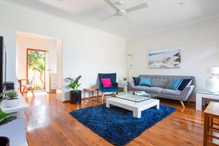 Family Stay with Idyllic Sun-drenched Courtyard - Sydney - 5