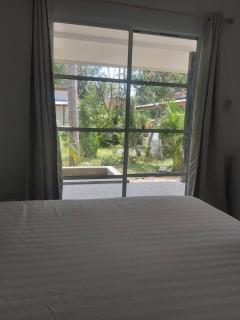 Nice Home Stay at Samroiyod - Baanphakrimlay - 4