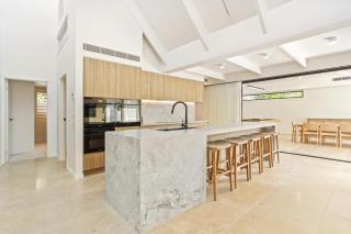 Raven6, Noosa Sound - 3