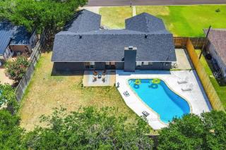 The Sinatra - Fun 5BD Home Huge Pool Game Room - Round Rock - 4