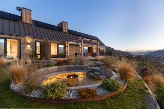 Sicilian Luxury Retreat - Queenstown - 9