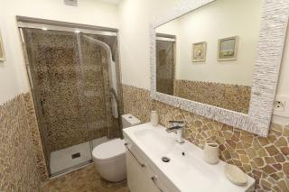 Sitges Centre Mediterranean House- 5 Bedroom, 4 Bathroom, Terrace Courtyard, Private Rooptop Pool - Sitges - 6