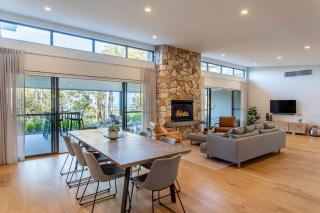 Kaya Lombo I Private Properties - Yallingup Siding - 9