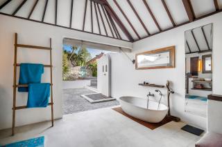 Villa Maimalu by Alfred in Bali - Kerobokan - 1