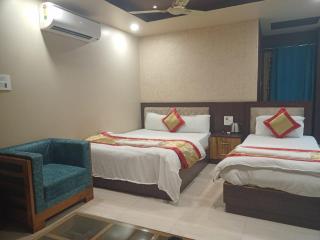 The Brahmaputra Hotel - Dhuburi - 1