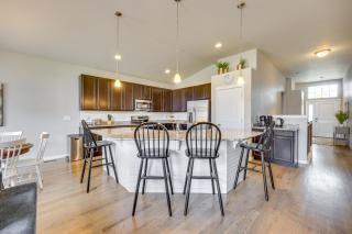 Stunning Peyton Retreat with Game Room, Private Yard - 3