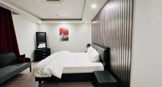 Luxury apartment in Gold Crest Mall 1 bed - 2