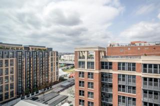 Navy Yard 2br w wd nr Nationals Park bars WDC-706 - 5
