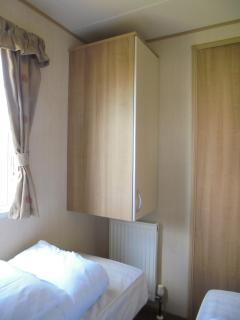Kingfisher : Horizon II:- 8 Berth, Close to site entrance - Ingoldmells - 9