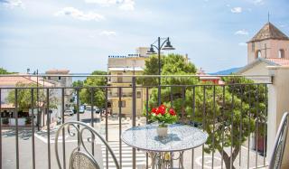 Casa Dafne, in centro, a due passi dal mare, A/C - Cala Gonone - 9