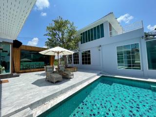 Skeyndor Health & Resort - 0