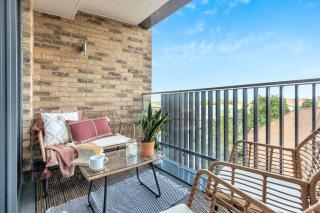 MODERN LUXE APT just 10 MINS from TOWER BRIDGE! EASY ACCESS TO TUBE AND BUS - 5