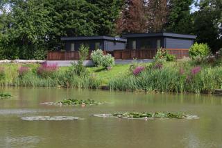Shearsby Valley Lakes Accommodation - Leicester - 8