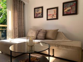 Acropolis Hill Apartment - 5