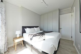 002 Burmeister on Park- 2 minute walk from the beach - 3