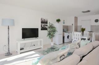 Luxury Beachfront Apartment in Big Bay- 2 bedroom - 9