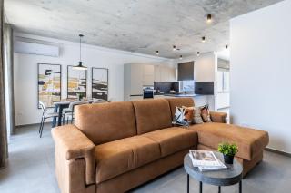 Seaside Luxury in Pembroke St Julians - Pembroke - 9