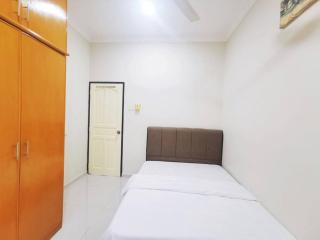 Ipoh stadium 1min/wahkeongpark simee 18pax bungalow cottage - Ipoh - 7
