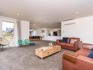Bach near the Beach - Mangawhai Heads Holiday Home - Mangawhai - 0